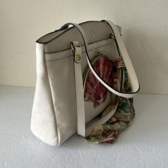 Patricia Nash Poppy Tote Leather w Seashells by the Seashore Scarf Latte White - Picture 5 of 12